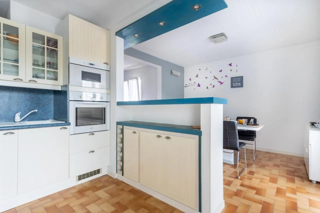 Delicate 1 Bedroom Close To The Beaches - Dodo Et Tartine Le Pradet 0*,  France